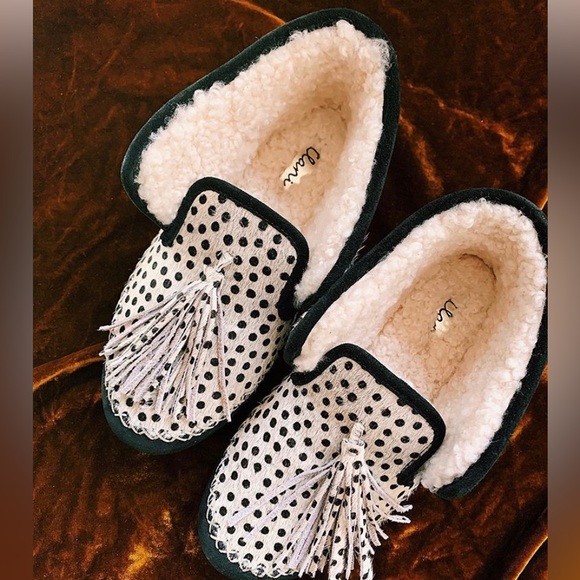 Anthropologie Shoes - Llani Mini Dot Shearling Moccasins